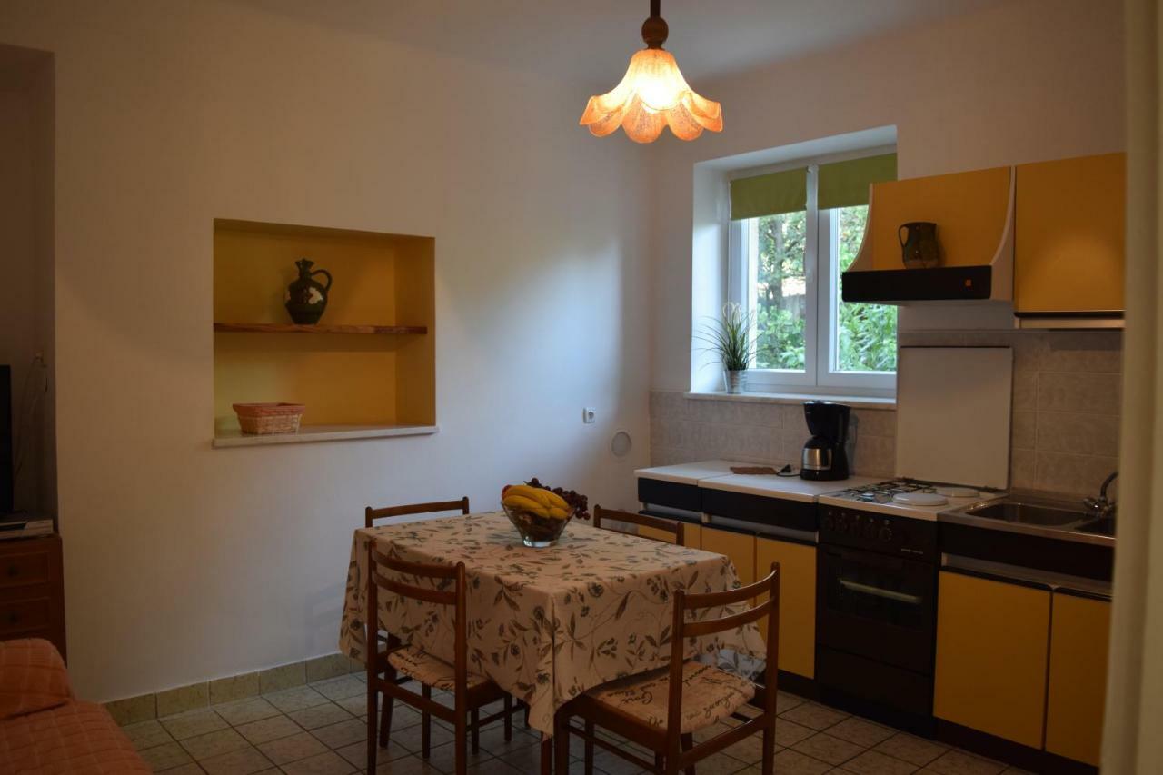 Apartmani Andela I Mladen Debelic Раб Екстер'єр фото