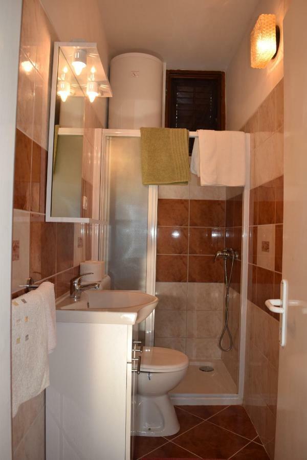 Apartmani Andela I Mladen Debelic Раб Екстер'єр фото